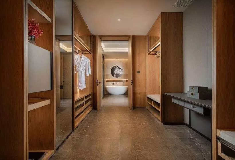 Hotelli Wyndham Grand Plaza Royale Xiangai Mountain Fuzhou