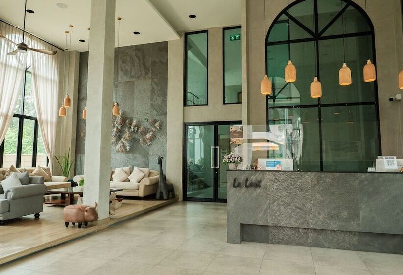 Le Lert Hotel Ratchaburi