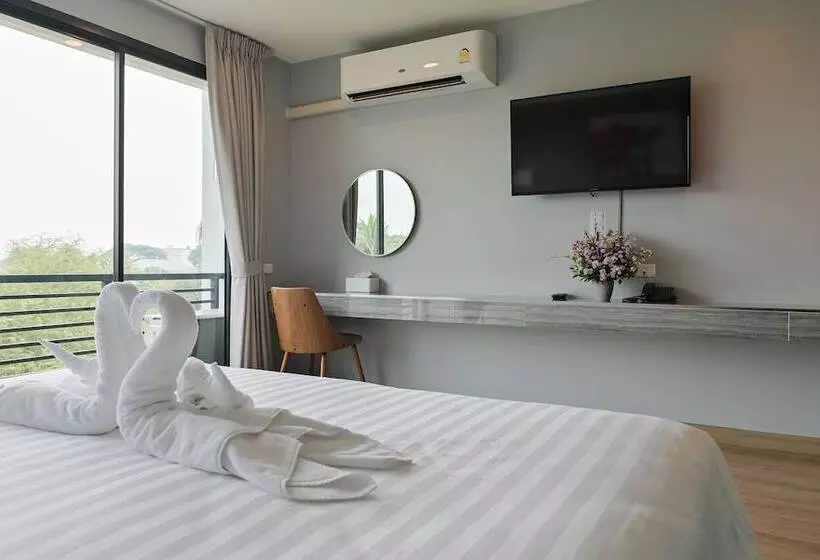 Le Lert Hotel Ratchaburi