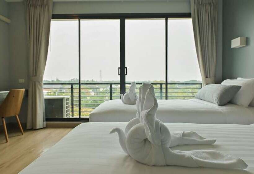 Le Lert Hotel Ratchaburi