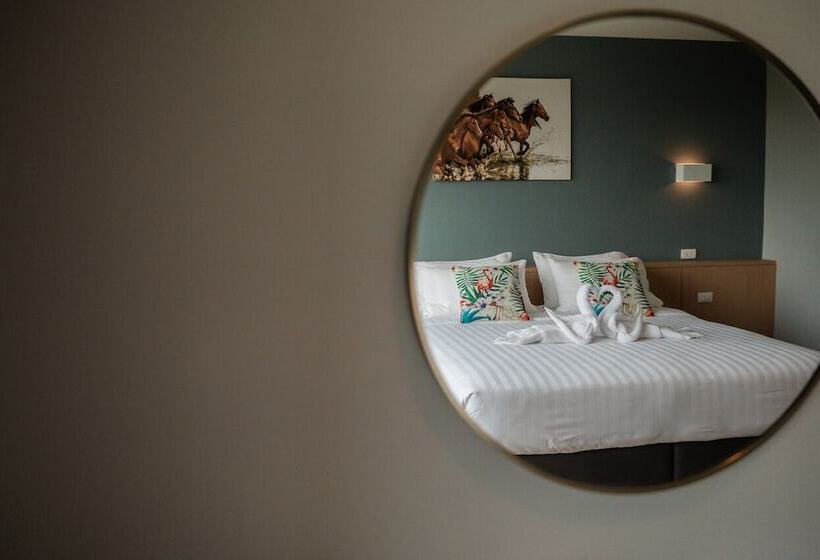 Le Lert Hotel Ratchaburi