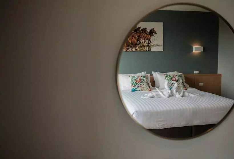 Le Lert Hotel Ratchaburi