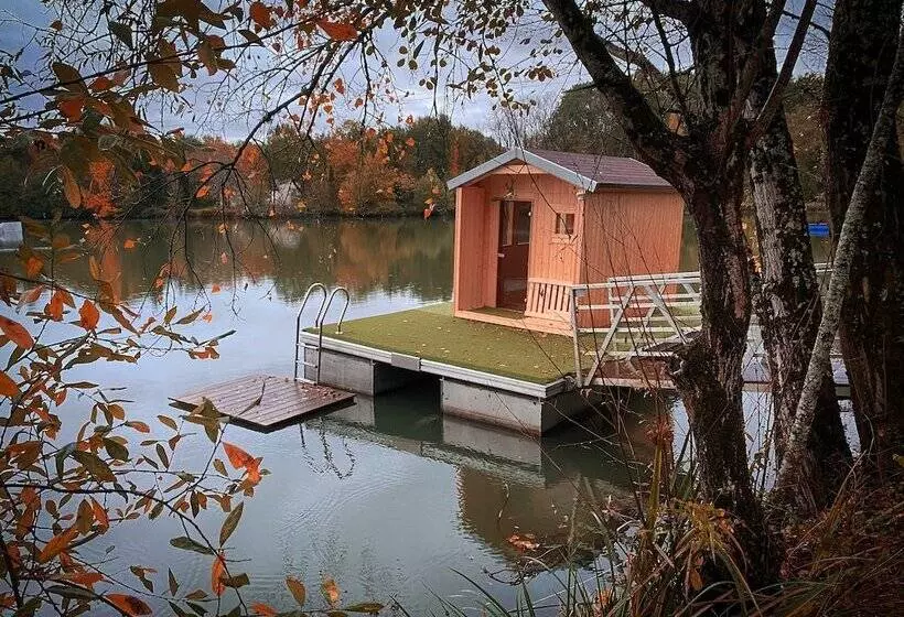 ペンション Dahu Wake Park