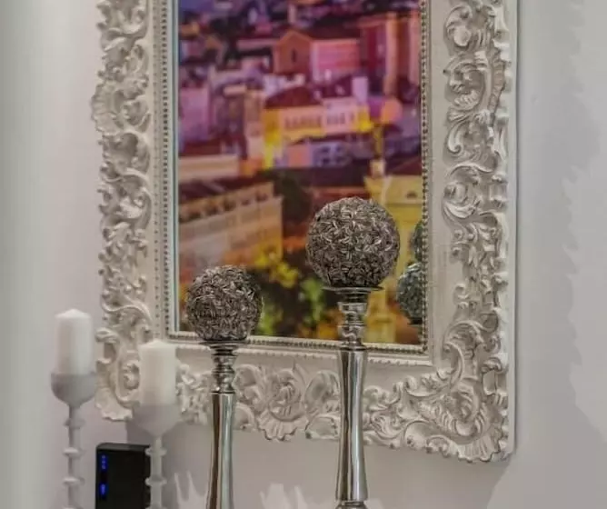 پانسیون Ph Downtown Suites