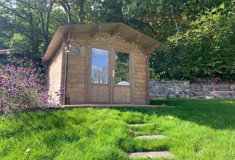 レジデンス Impeccable 3 Bed Bungalow Near Launceston