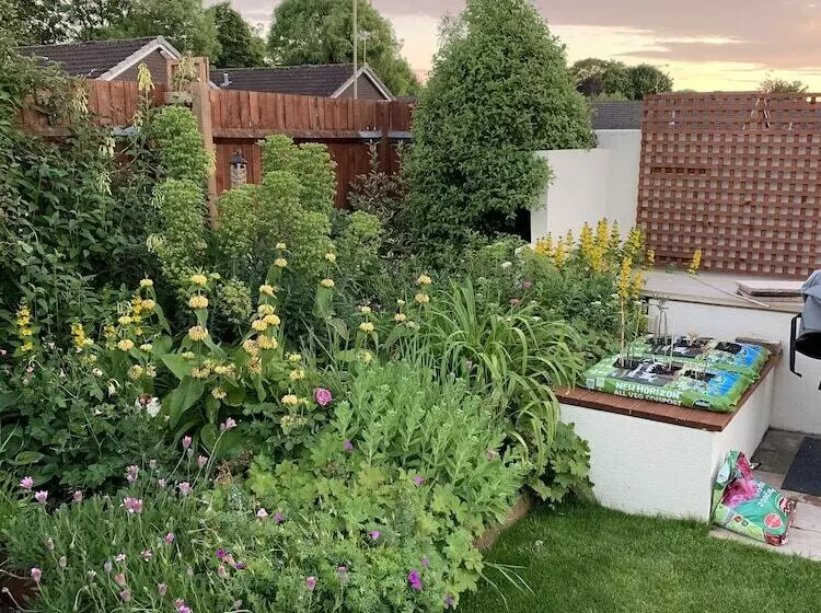 Residenssi Impeccable Bungalow In Fair Oak, Hampshire