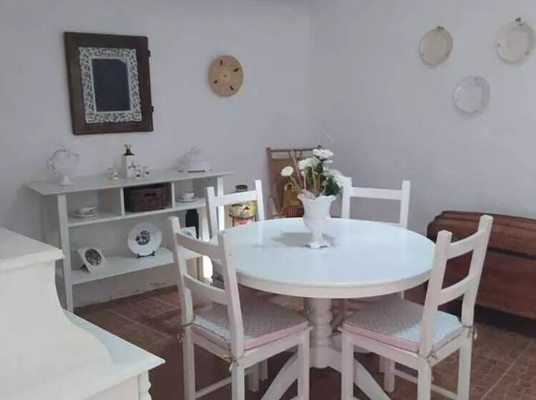 レジデンス Lovely 3 Bed House In Reguengos De Monsaraz