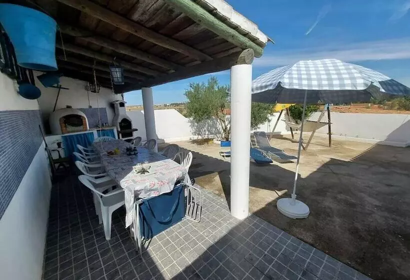 レジデンス Lovely 3 Bed House In Reguengos De Monsaraz