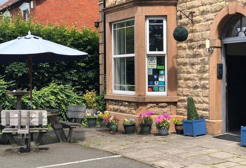 Pine Lodge Hotel & Restaurant Mansfield