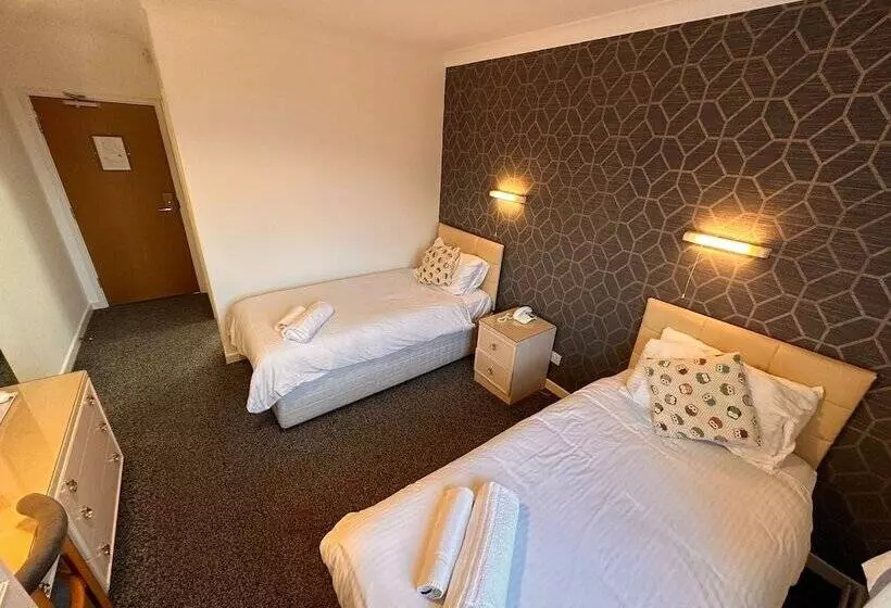 Pine Lodge Hotel & Restaurant Mansfield