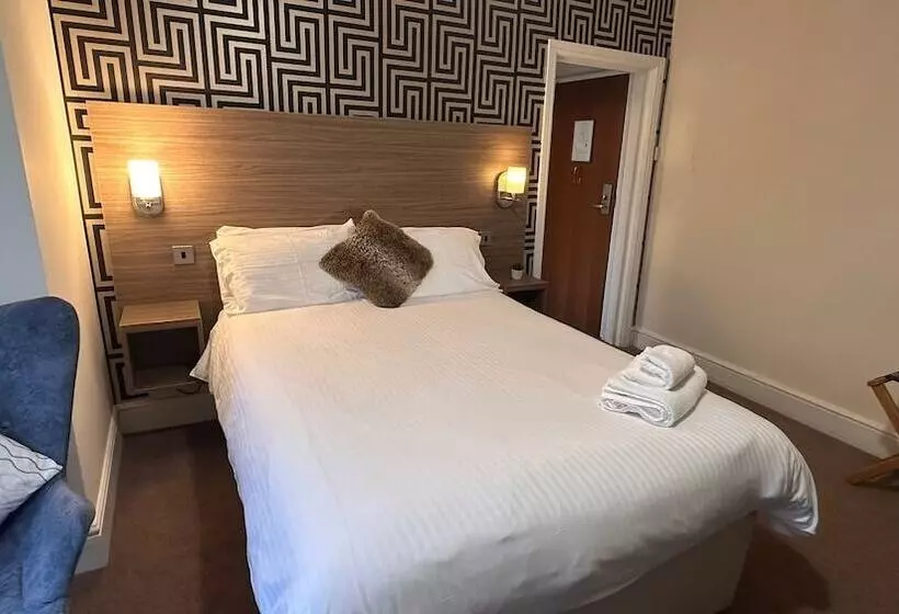 Pine Lodge Hotel & Restaurant Mansfield