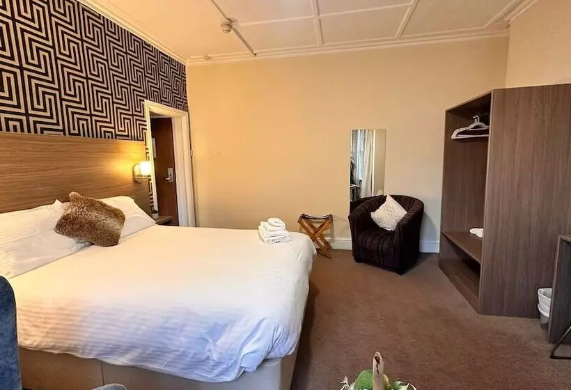 Pine Lodge Hotel & Restaurant Mansfield