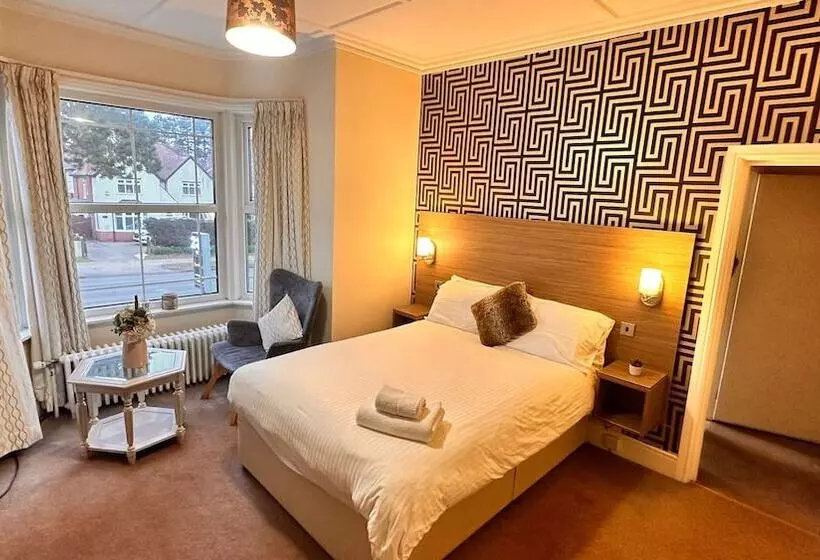 Pine Lodge Hotel & Restaurant Mansfield