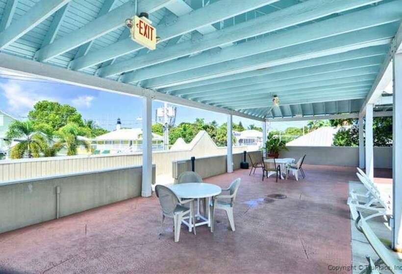 Duval Sea Turtle By Avantstay Great Location Close To Shops Shared Pool!