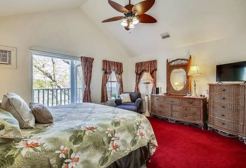 Duval Sea Turtle By Avantstay Great Location Close To Shops Shared Pool!