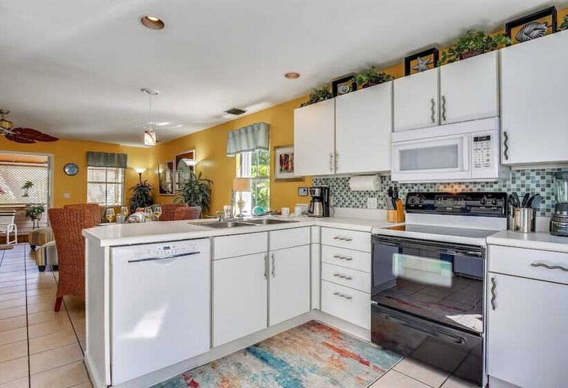 Duval Sea Turtle By Avantstay Great Location Close To Shops Shared Pool!