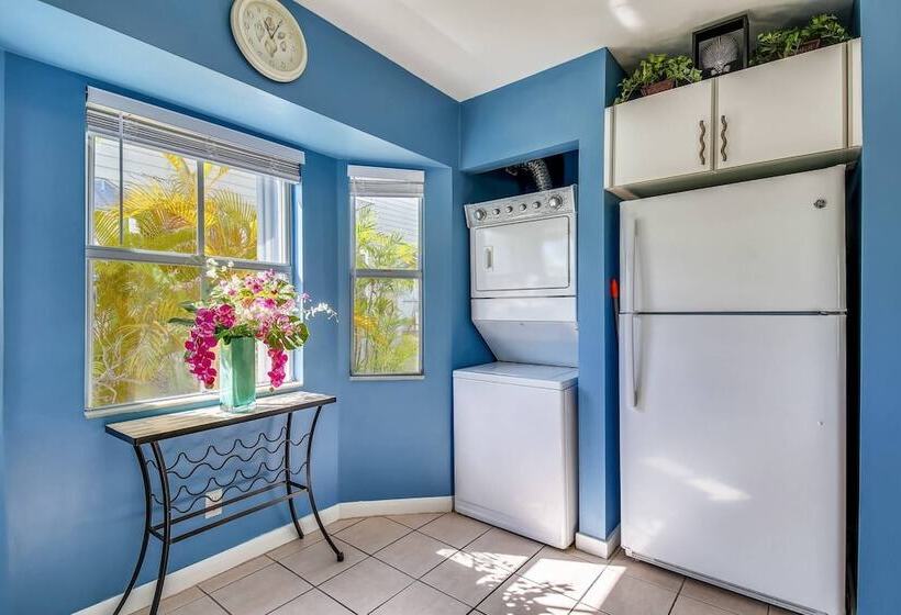 Duval Sea Turtle By Avantstay Great Location Close To Shops Shared Pool!