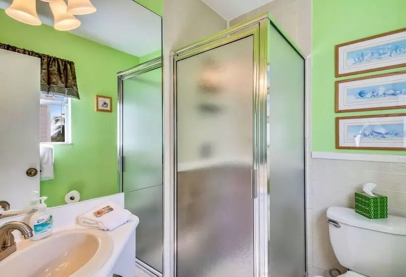 Duval Sea Turtle By Avantstay Great Location Close To Shops Shared Pool!