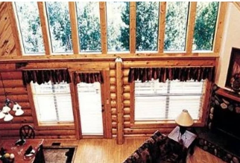 Entire Charming Cabin With Lake And Mountain View For 10 People