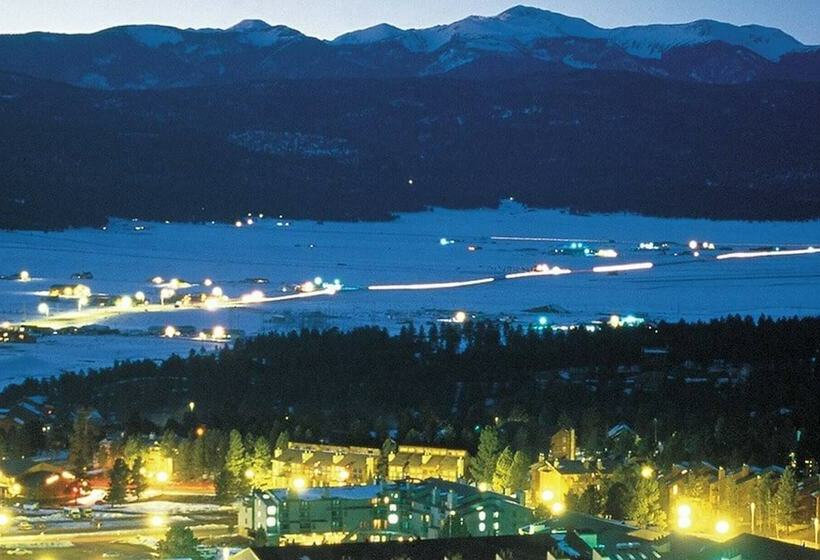 Entire Charming Cabin With Lake And Mountain View For 10 People