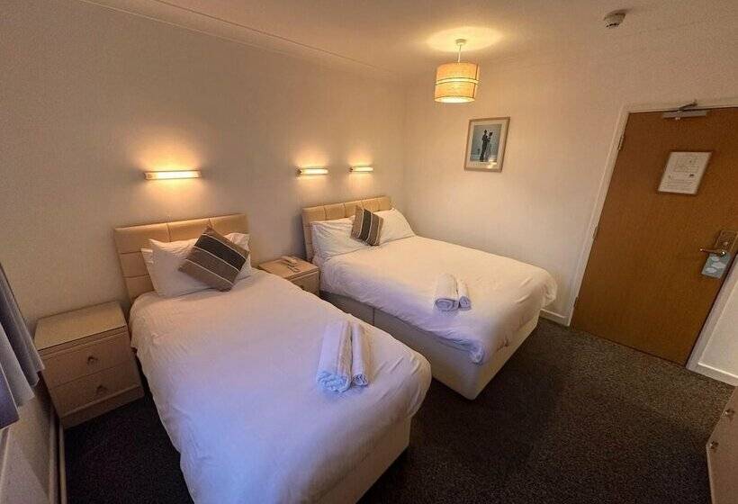 Pine Lodge Hotel & Restaurant Mansfield