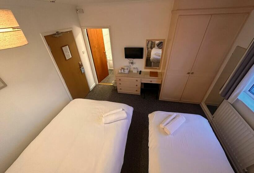 Pine Lodge Hotel & Restaurant Mansfield