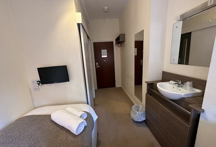 Pine Lodge Hotel & Restaurant Mansfield