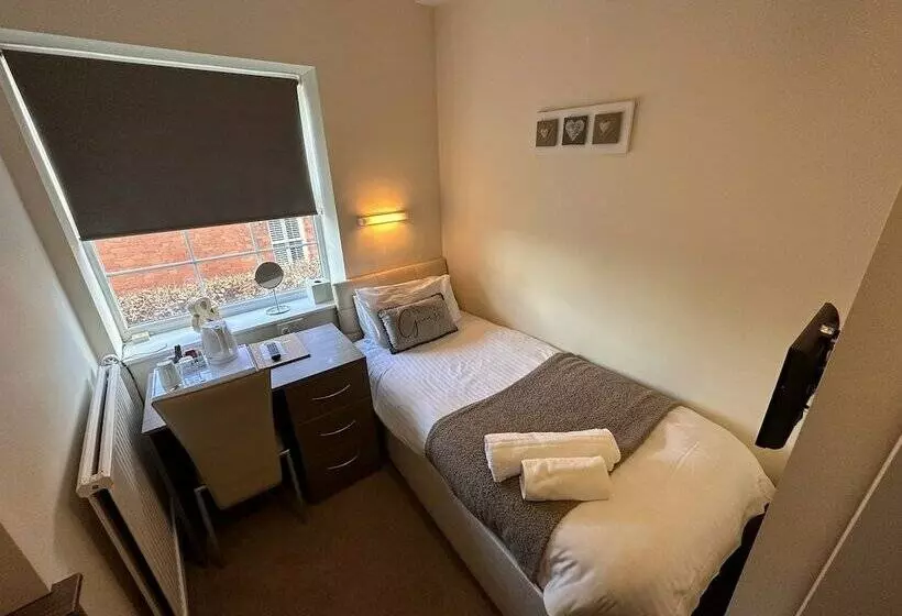 Pine Lodge Hotel & Restaurant Mansfield