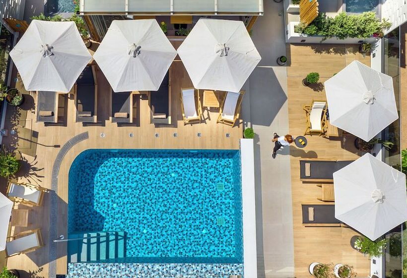 בית מלון כפרי Calla Luxury Seafront Suites