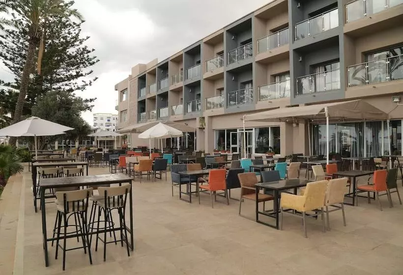 Hotelli City Beach Esplanade Monastir