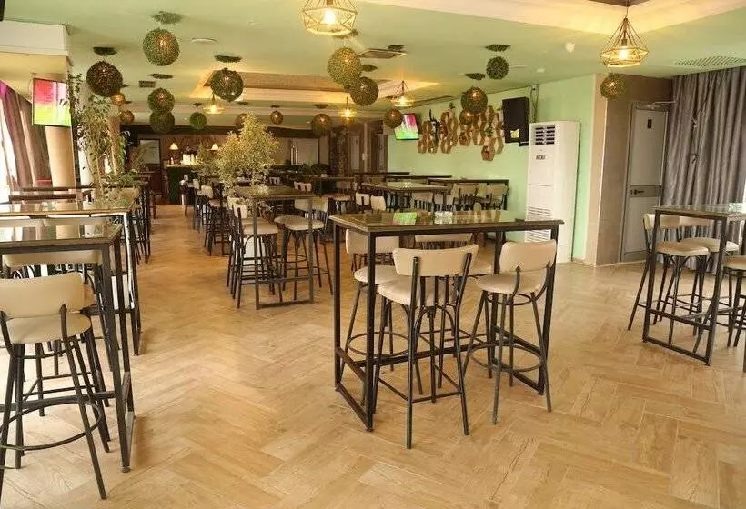 Hotelli City Beach Esplanade Monastir