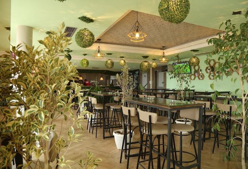 فندق City Beach Esplanade Monastir