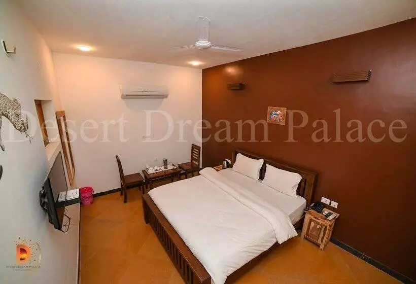 ホテル Surya Villas