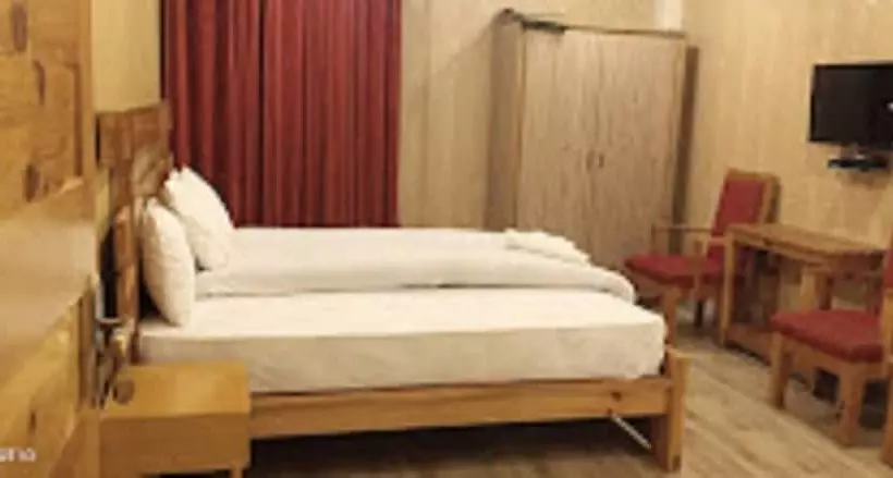 هتل Heaven S Peak Resort