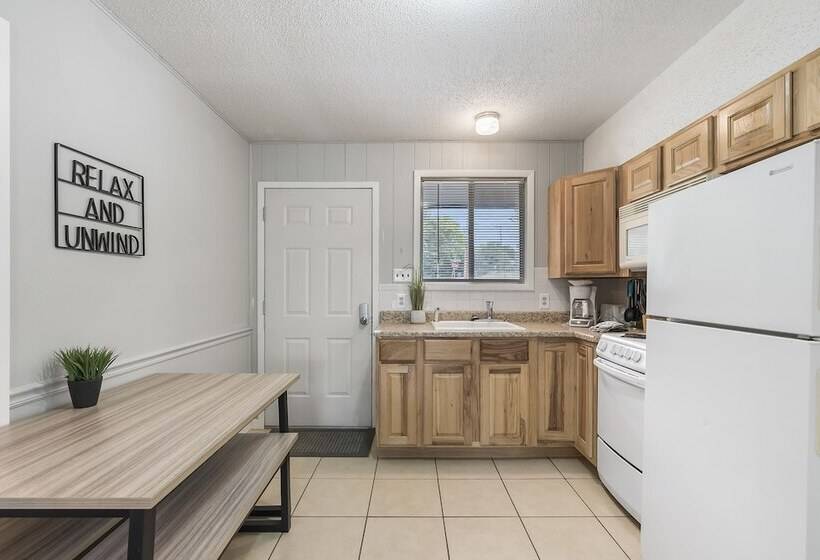 فندق Kimberling Cove C1