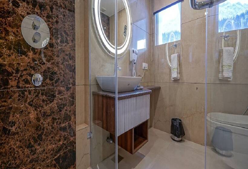 Hotel Snowland Sonmarg