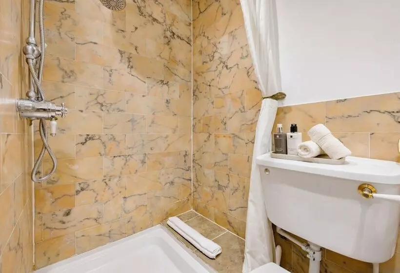 ホテル The Abbey Notting Hill