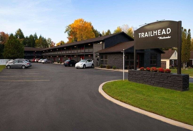 בית מלון כפרי Trailhead By Weekender