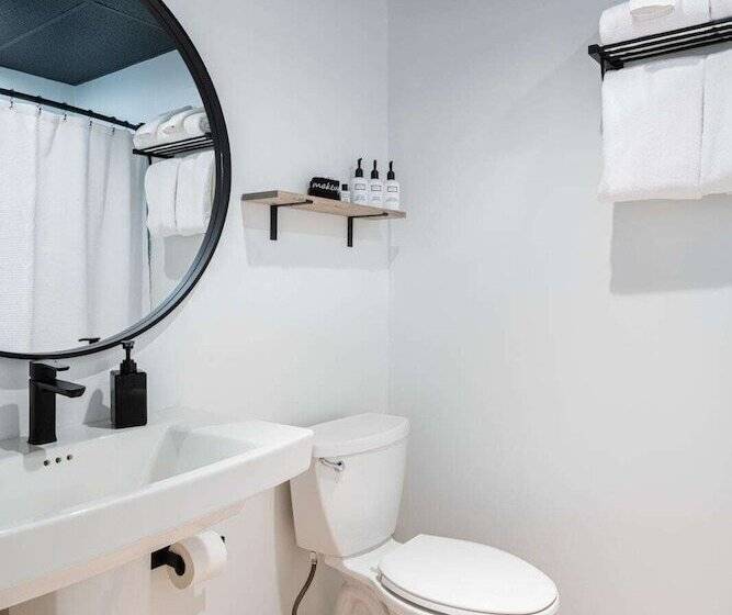 בית מלון כפרי Trailhead By Weekender