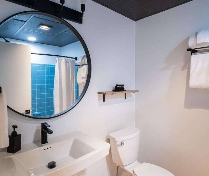 בית מלון כפרי Trailhead By Weekender