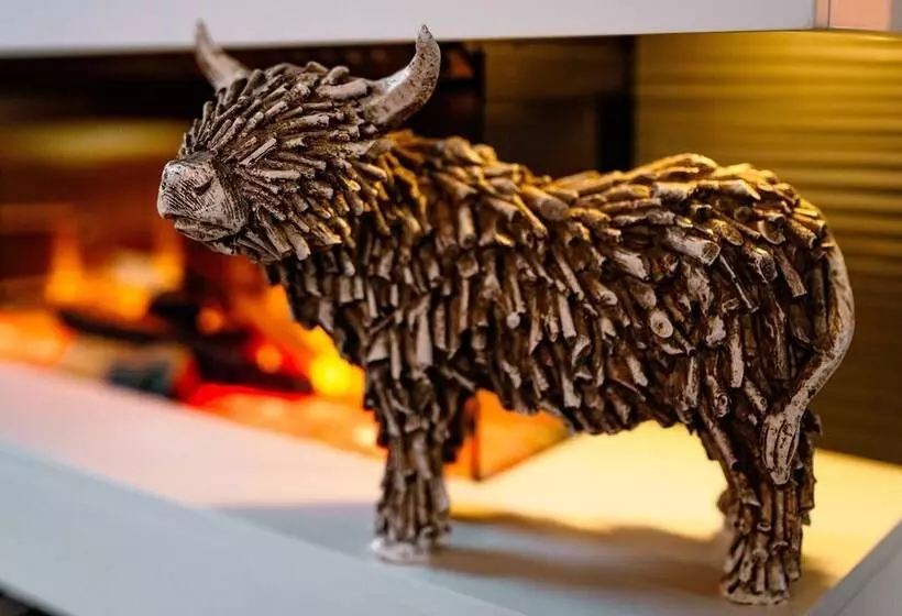 Luxurious Mountain Retreat Lodge Hunters Quay