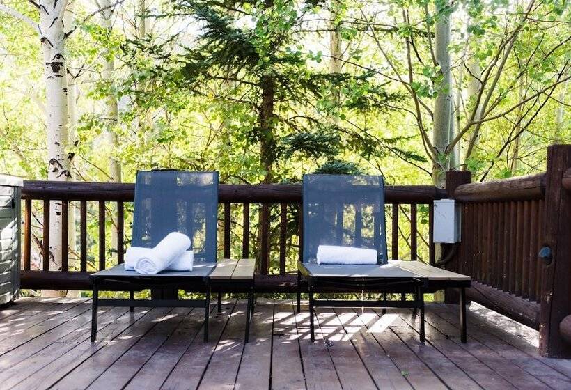 Nightstar By Avantstay Charming Rustic Cabin W/ Large Balcony & Sauna