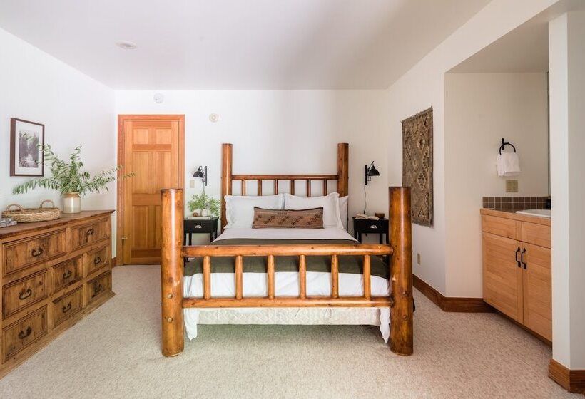 Nightstar By Avantstay Charming Rustic Cabin W/ Large Balcony & Sauna