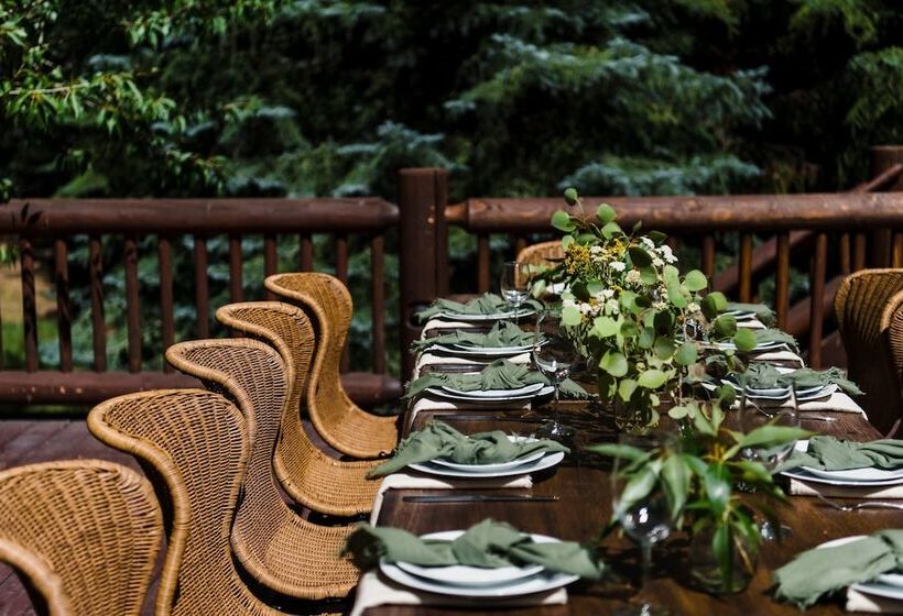 Nightstar By Avantstay Charming Rustic Cabin W/ Large Balcony & Sauna