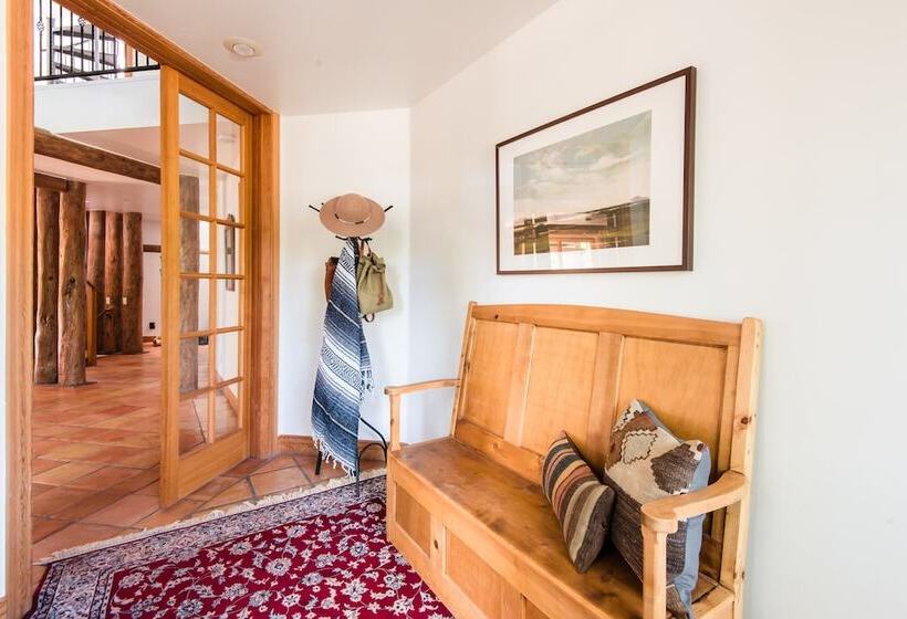 Nightstar By Avantstay Charming Rustic Cabin W/ Large Balcony & Sauna