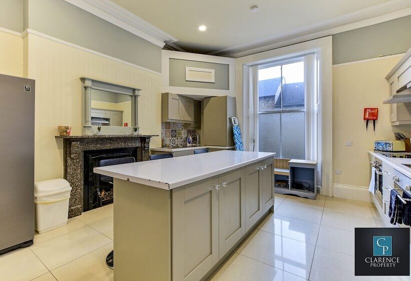 Пансион 22 The Square