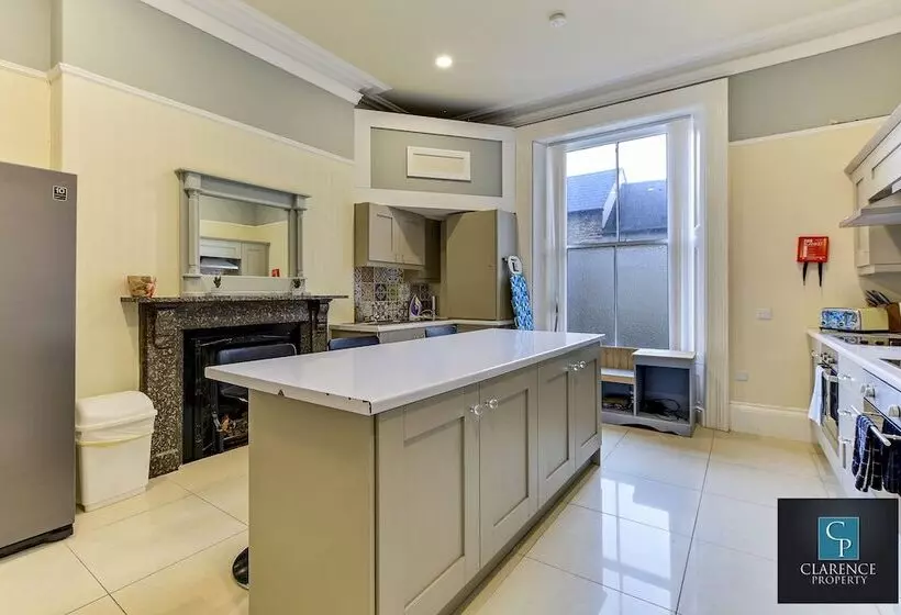 Majatalo 22 The Square