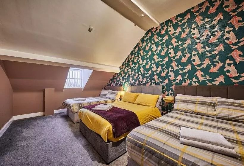 Majatalo 22 The Square