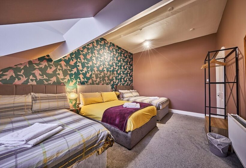 Пансион 22 The Square