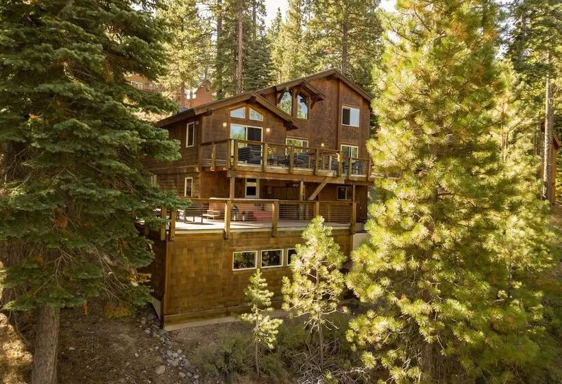 Redwood By Avantstay Secluded Cabin W/ Views & Spa 5mins To Northstar!